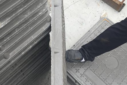树脂盖板